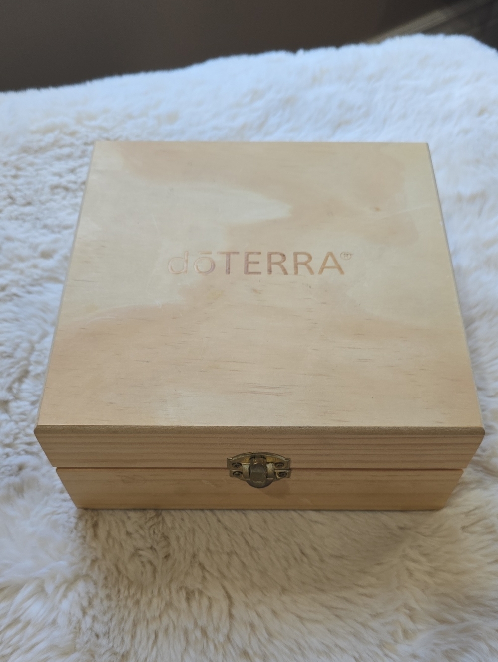 Doterra Natural Light Wood Box with Brass Latch
